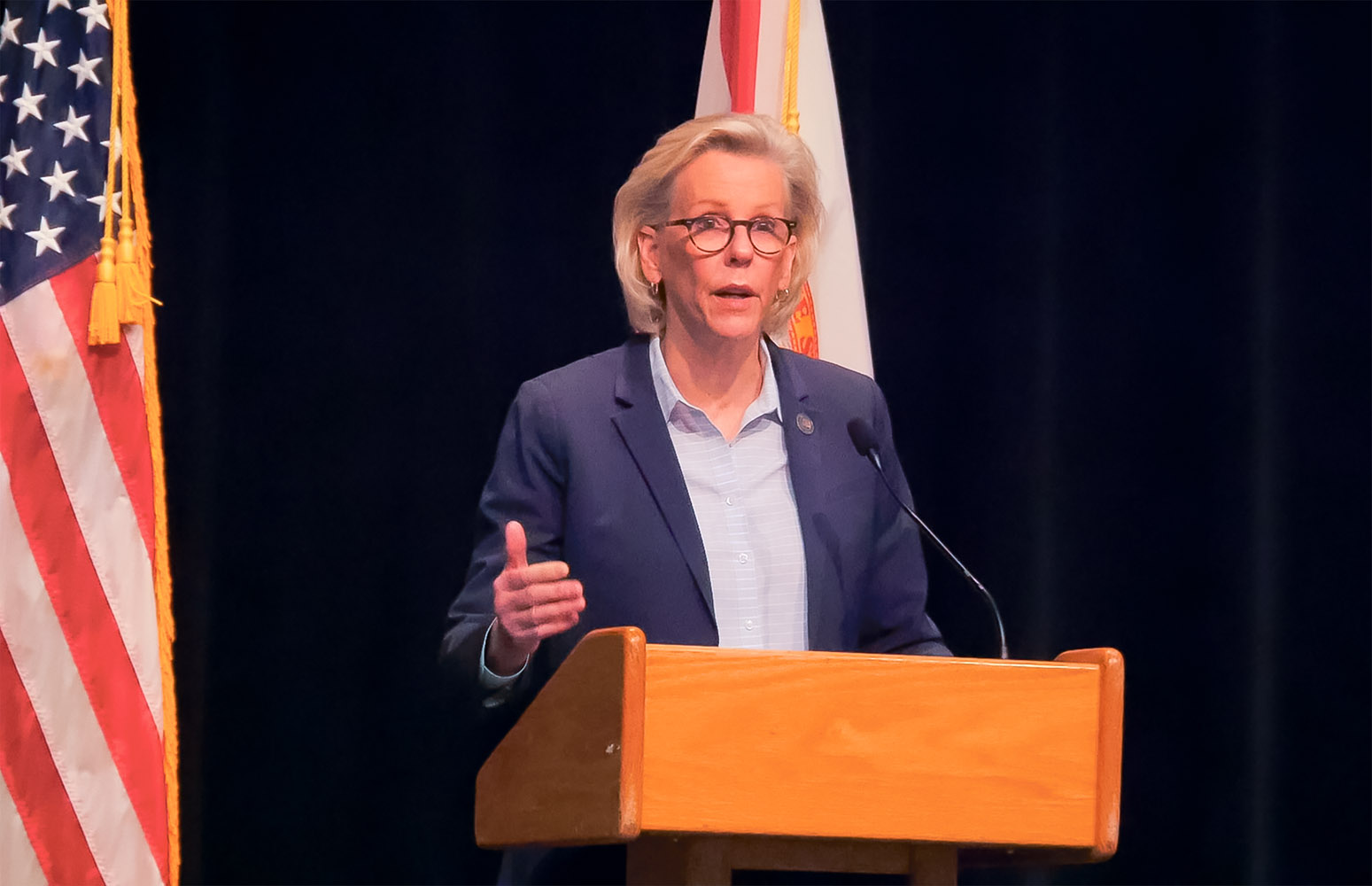 MAYOR CASTOR NEWS visual data 8