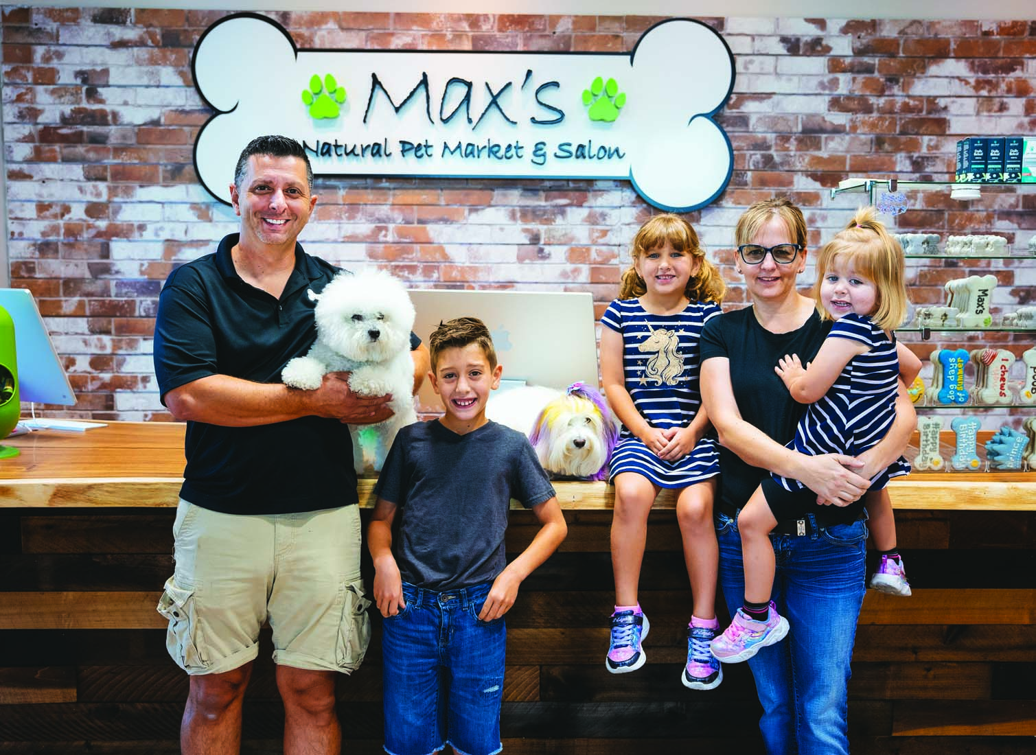 Max’s Natural Pet Market & Salon Opens Third Location — Neighborhood News